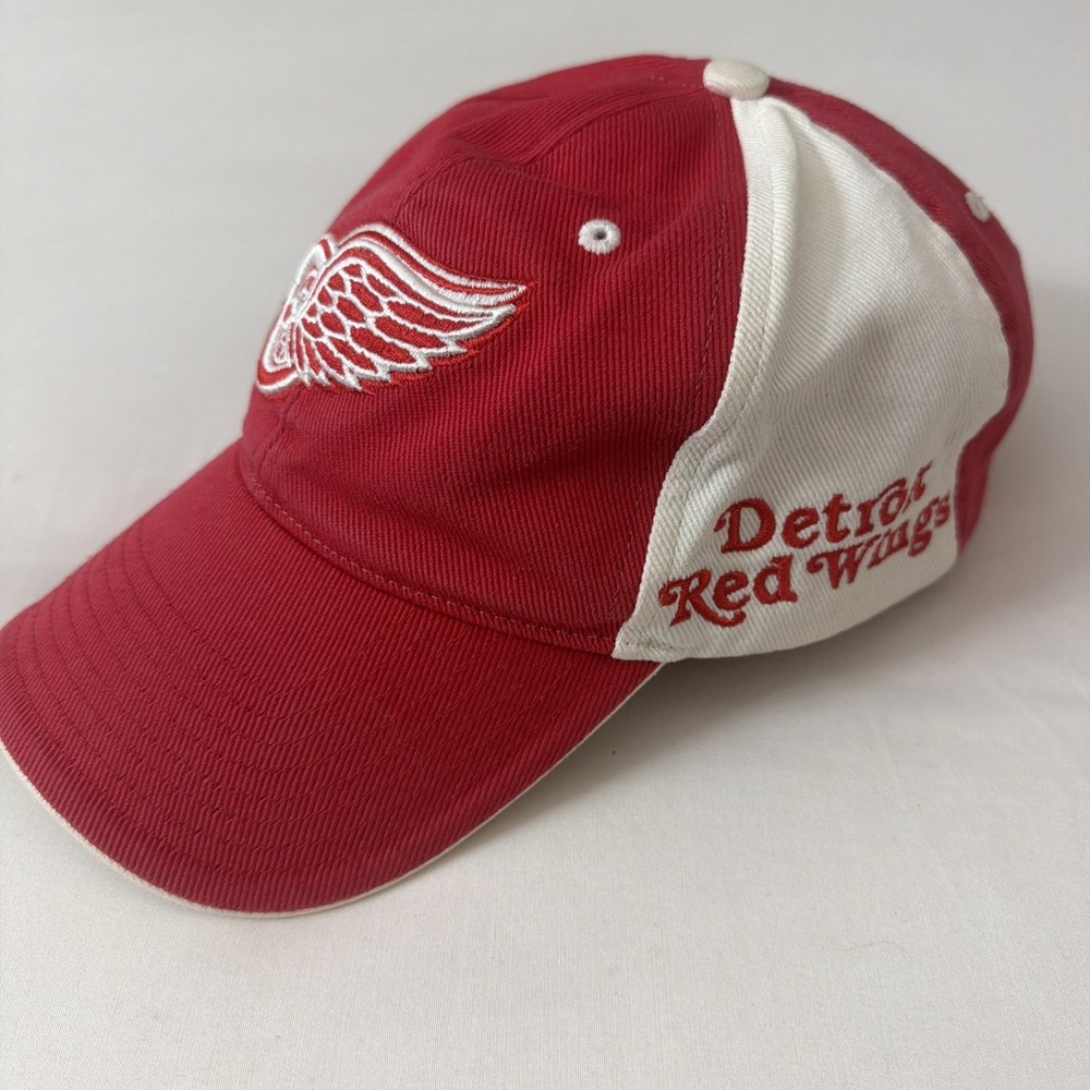 Vintage‎ Detroit Red Wings Two Tone Hat Official NHL Merchandise One Size